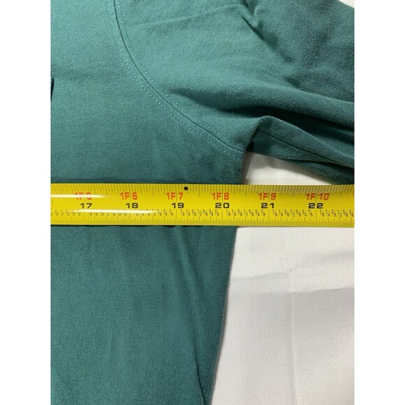 Vineyard Vines T-Shirt Women's Medium Green Christmas Long Sleeve Crew Neck - Picture 5 of 7